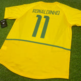 Brasil, Men's Retro Soccer Jersey, 2002 Ronaldinho #11